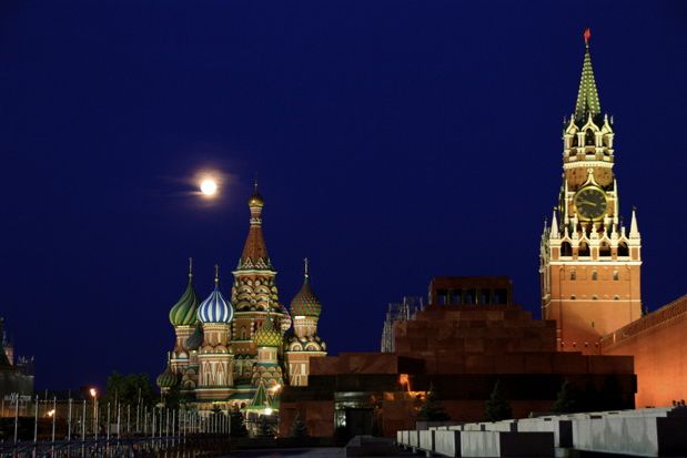 Plaza roja de Moscú de noche