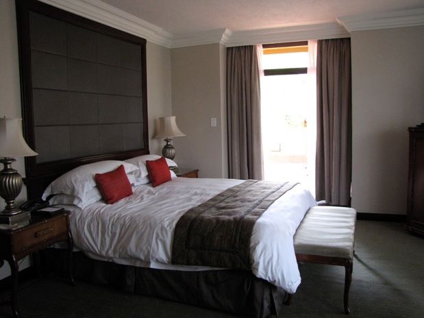 Cascades hotel Sun City Resort