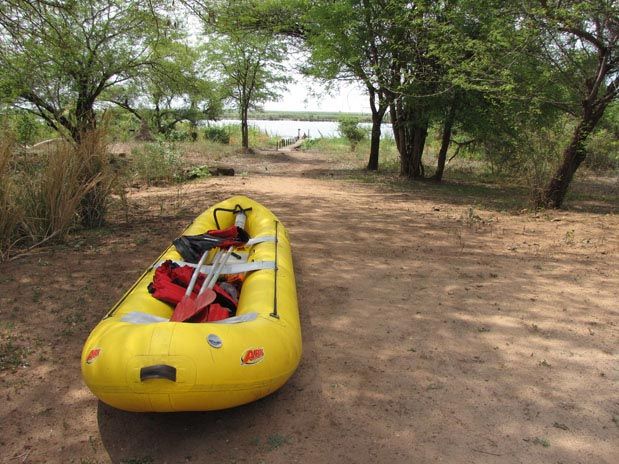 Canoa Rio Chobe Botswana