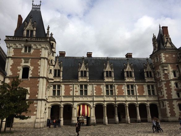 Blois-Castillo-fachada-2-Ruta-Loira.jpg