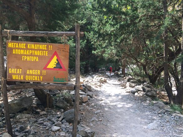 Samaria-Gorge-caution