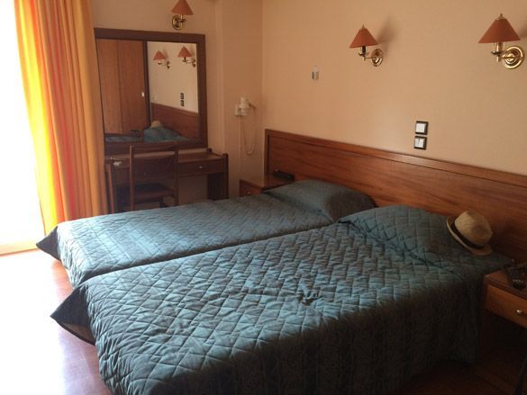 Hotel-Anemoni-Pireo-Grecia