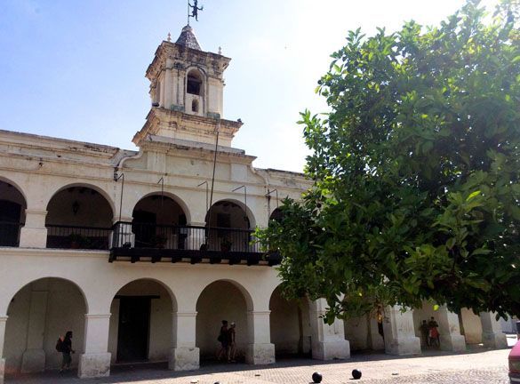 Dos días en Salta cabildo