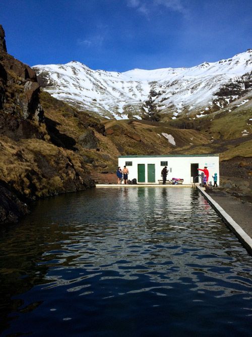 Ruta-costa-sur-Islandia-Seljavallalaug