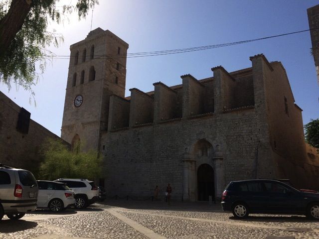 Ibiza-con-Balearia