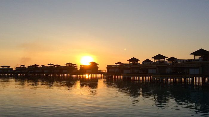 angsana-velavaru-maldivas-sunset
