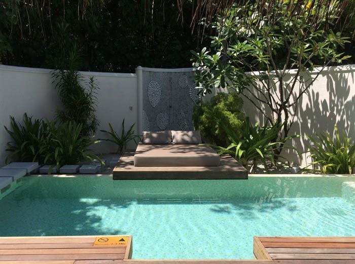 Coco Bodu Hithi Maldivas piscina
