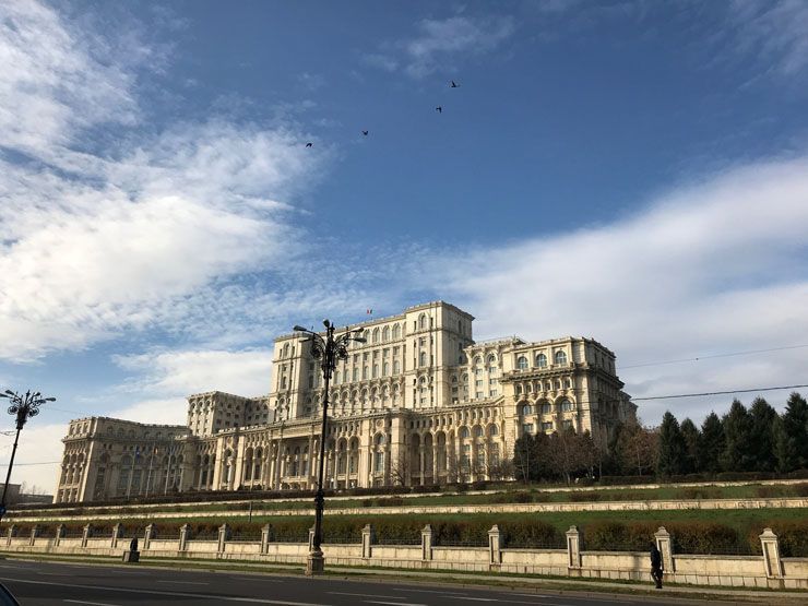 Parlamento Bucarest exterior