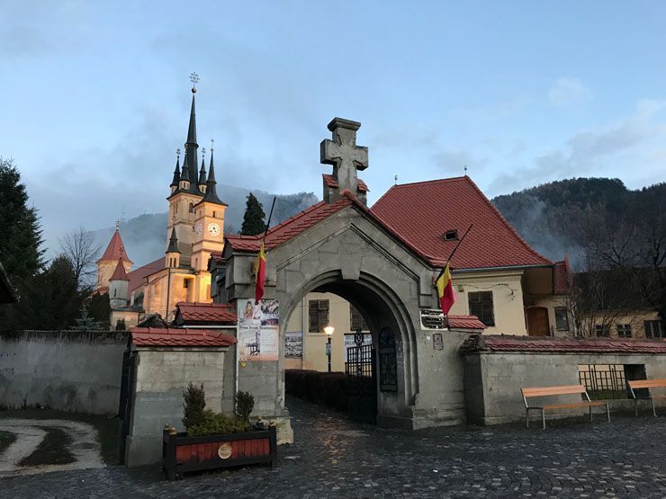 Primera escuela Brasov