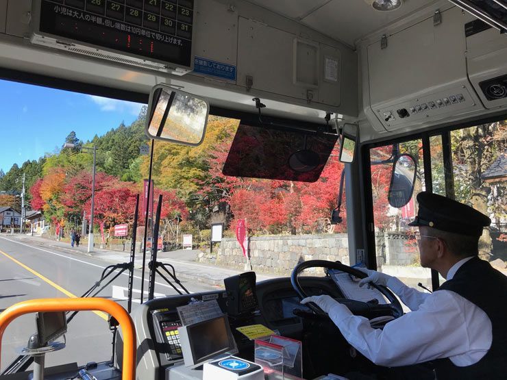 Bus-de-Nikko-a-Okunikko