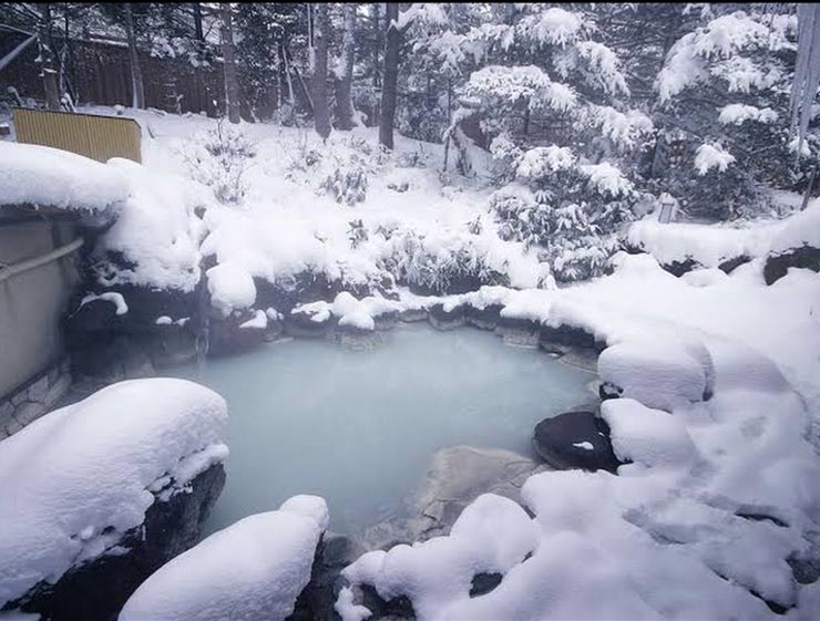 Okunikko-Konishi-Hotel--Rotenburo-Okunikko