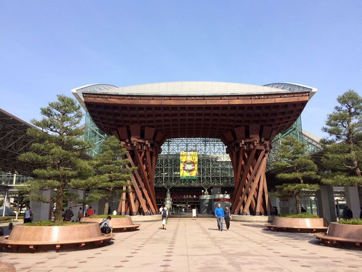 Estacion-tren-Kanazawa