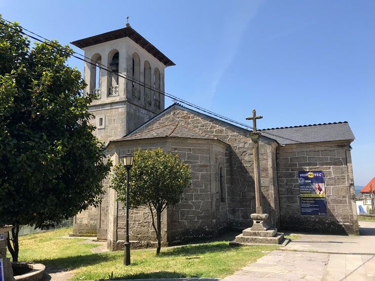 Camino-Frances-iglesia-San-Tirso-Palas-de-Rey
