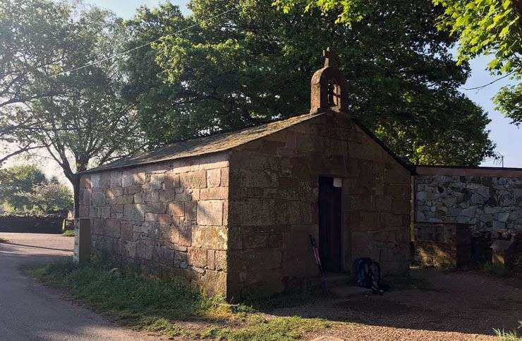 Camino-Frances-capilla-Madalena