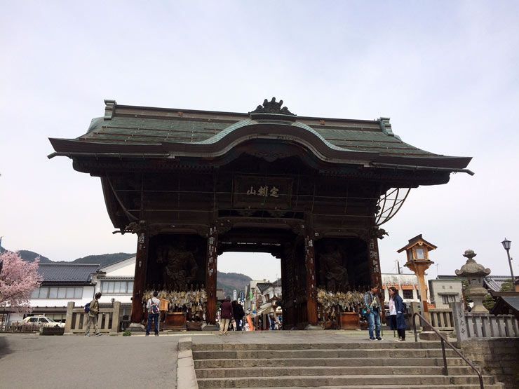 Nagano-Zenko-ji-entrada