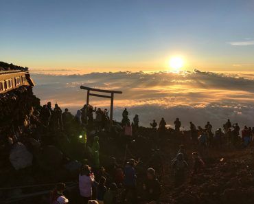 Subir al Fuji: la montaña más sagrada de Japón (Yoshida Trail)
