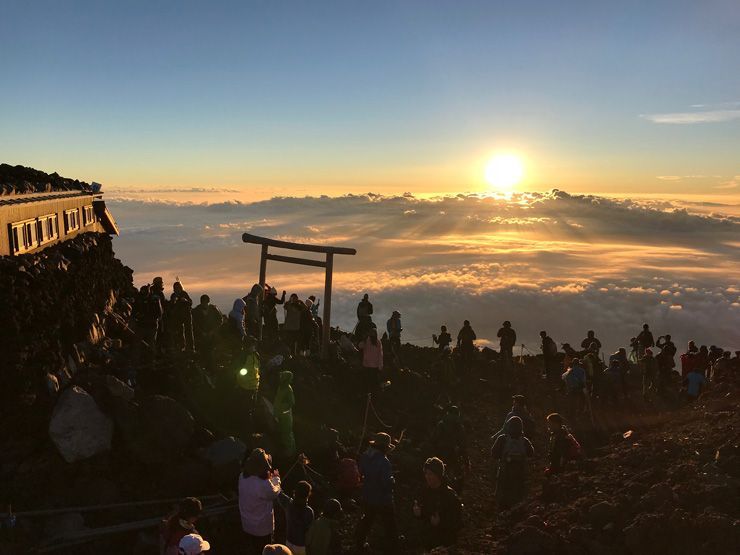 Fuji Yoshida Trail amanecer