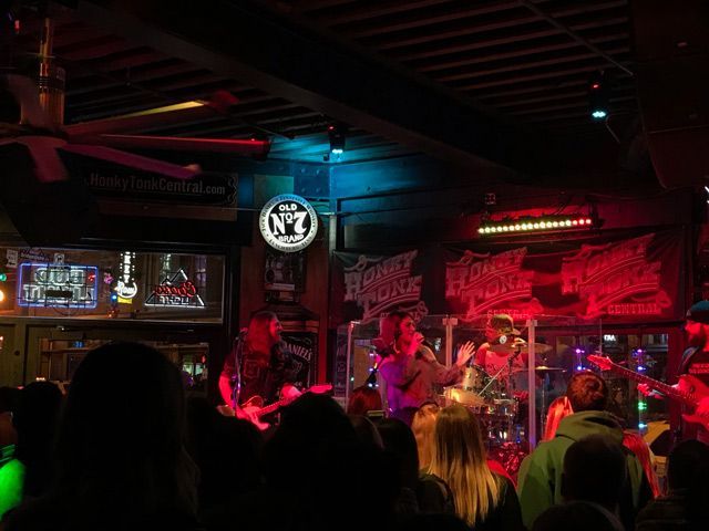 Broadway-St-Nashville