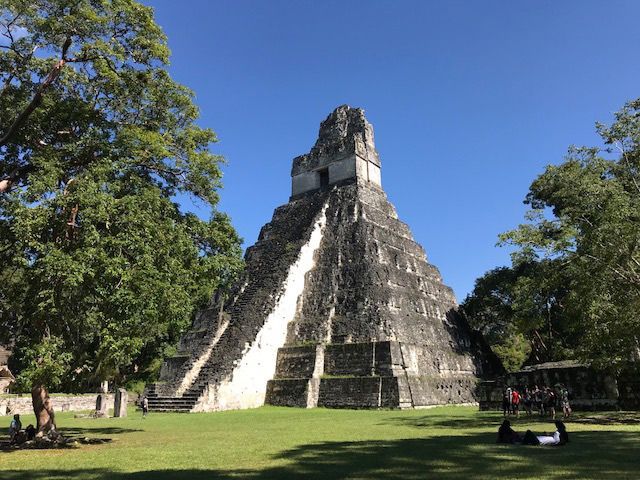 Torre-Gran-Jaguar-Tikal-Guatemala