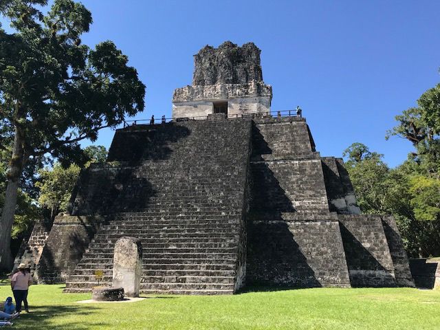 Torre-II-Tikal-GUatemala