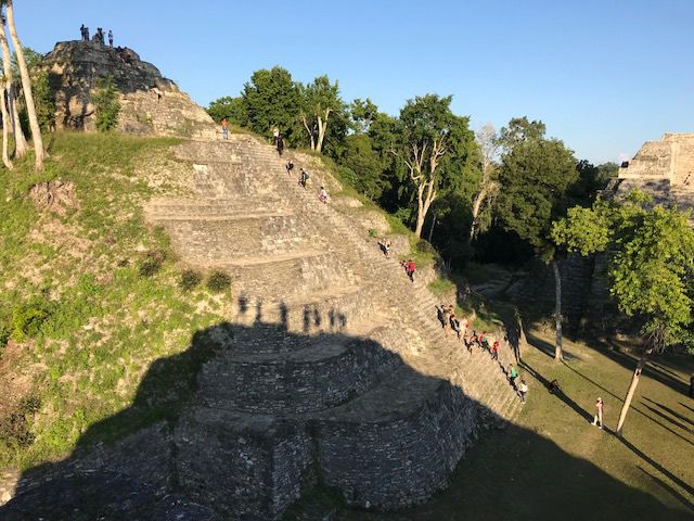Yacimiento-Yaxha-Guatemala