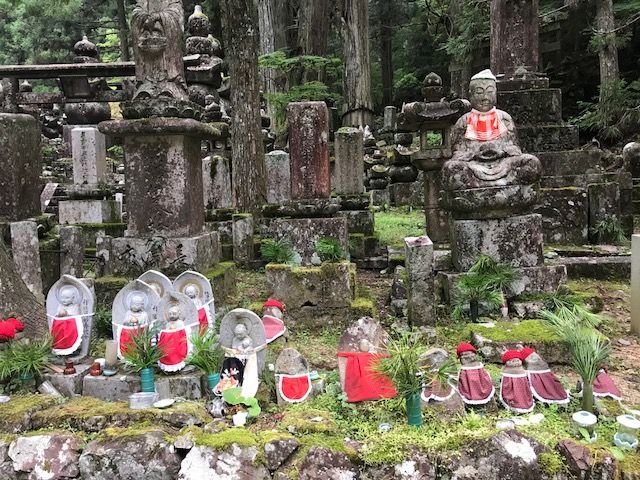 Okunoin Koyasan