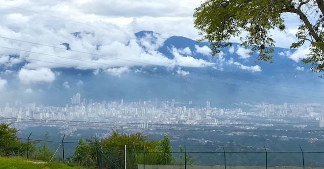 Bucaramanga vista desde el aeropuerto